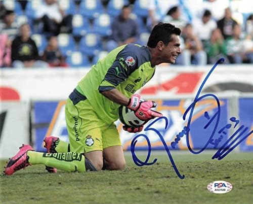 Oswaldo Santos a semnat 8x10 Foto PSA/ADN Santos Laguna Autografat - Fotografii de fotbal autografate